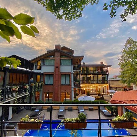 Seventeen Rooms Telavi Bagian luar foto